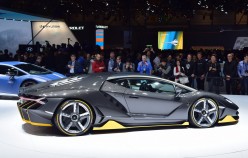 Lamborghini Centenario LP770-4 на автосалоні в Женеві 2016