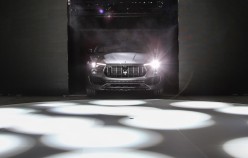 Maserati Levante SUV на автосалоні в Женеві 2016