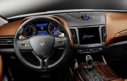 Maserati Levante SUV на автосалоні в Женеві 2016