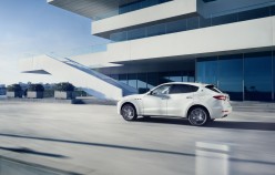Maserati Levante SUV на автосалоні в Женеві 2016