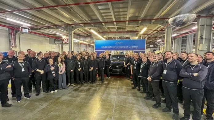 11d6fc58-47b0-4dec-8d83-5bc4a22e8164