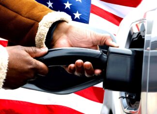 Electric Vehicle Sales in the US Decline for the First Time in a Decade