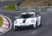 Porsche удосконалює 911 GT3 за допомогою нового комплекту Manthey Performance