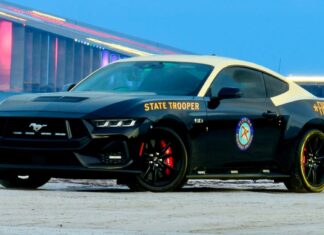 La Floride remporte le concours de beauté des voitures de police. Encore.