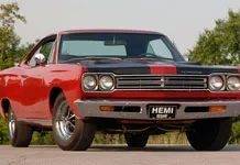 Чому Plymouth Road Runner та Superbird визначили епоху автомобілів класу Muscle Car