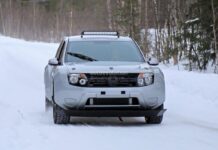 Секретний електромобіль Dacia: усередині прототипу на замерзлому озері